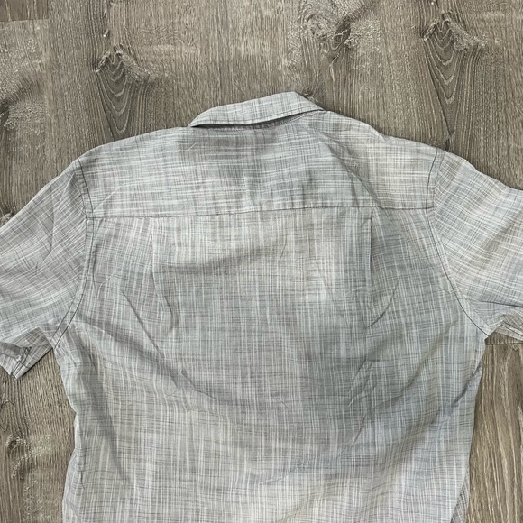 Alfani, men’s casual short sleeve button down in gray - Picture 4 of 7